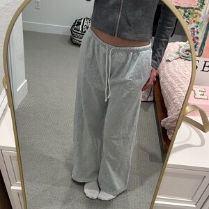 Brandy Melville Anastasia Light Gray Sweatpants